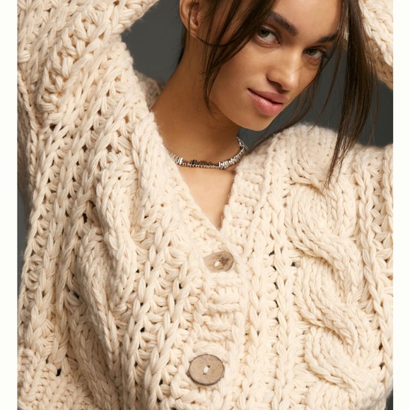 Raga Alaska Cable Cardigan Sweater - Picture 4 of 7